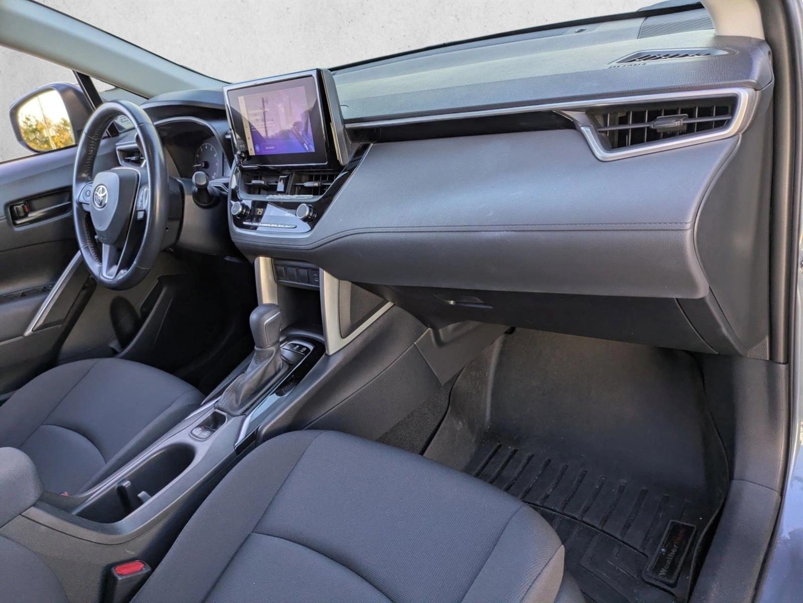 2023 Toyota Corolla Cross LE 2WD (Natl)