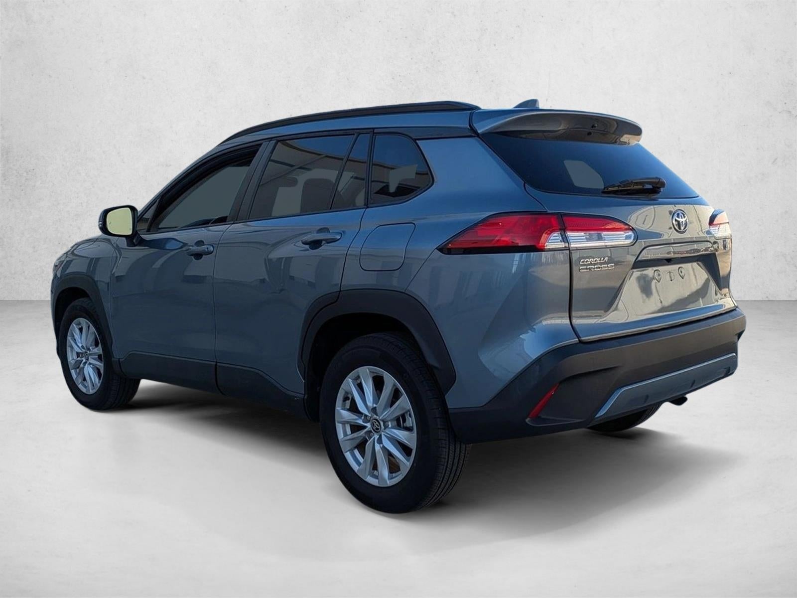 2023 Toyota Corolla Cross LE 2WD (Natl)