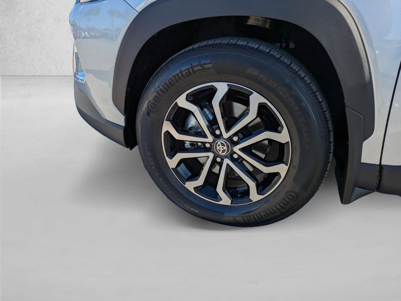 2026 Toyota Corolla Cross Hybrid SE 4WD (Natl)