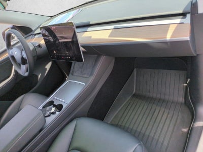 2025 Tesla Model Y Long Range RWD *Ltd Avail*