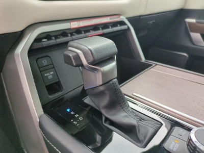 2025 Toyota Sequoia Capstone 4WD (Natl)