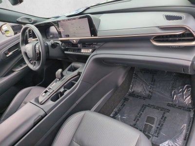 2023 Toyota Crown Limited AWD (Natl)