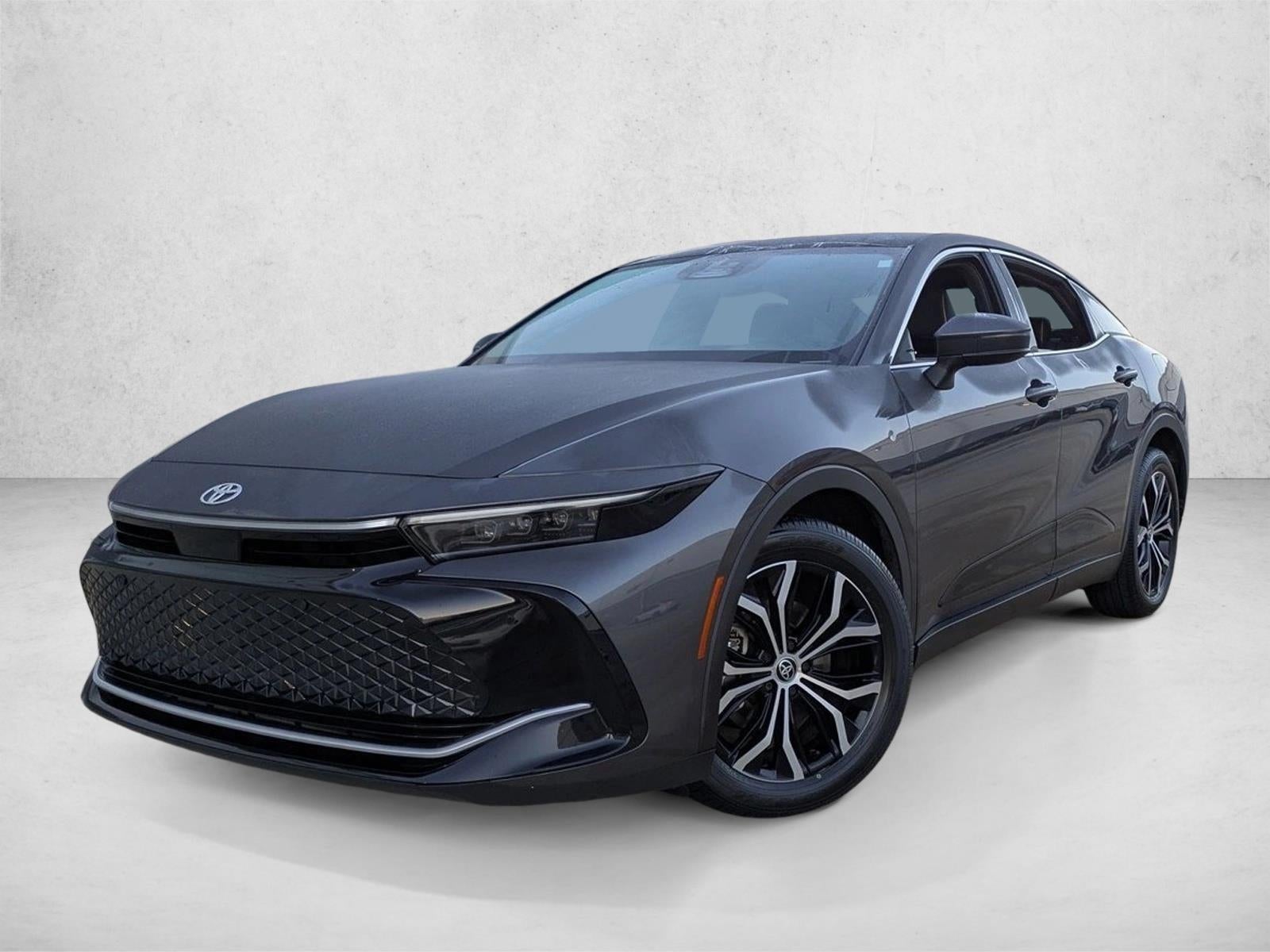 2023 Toyota Crown Limited AWD (Natl)