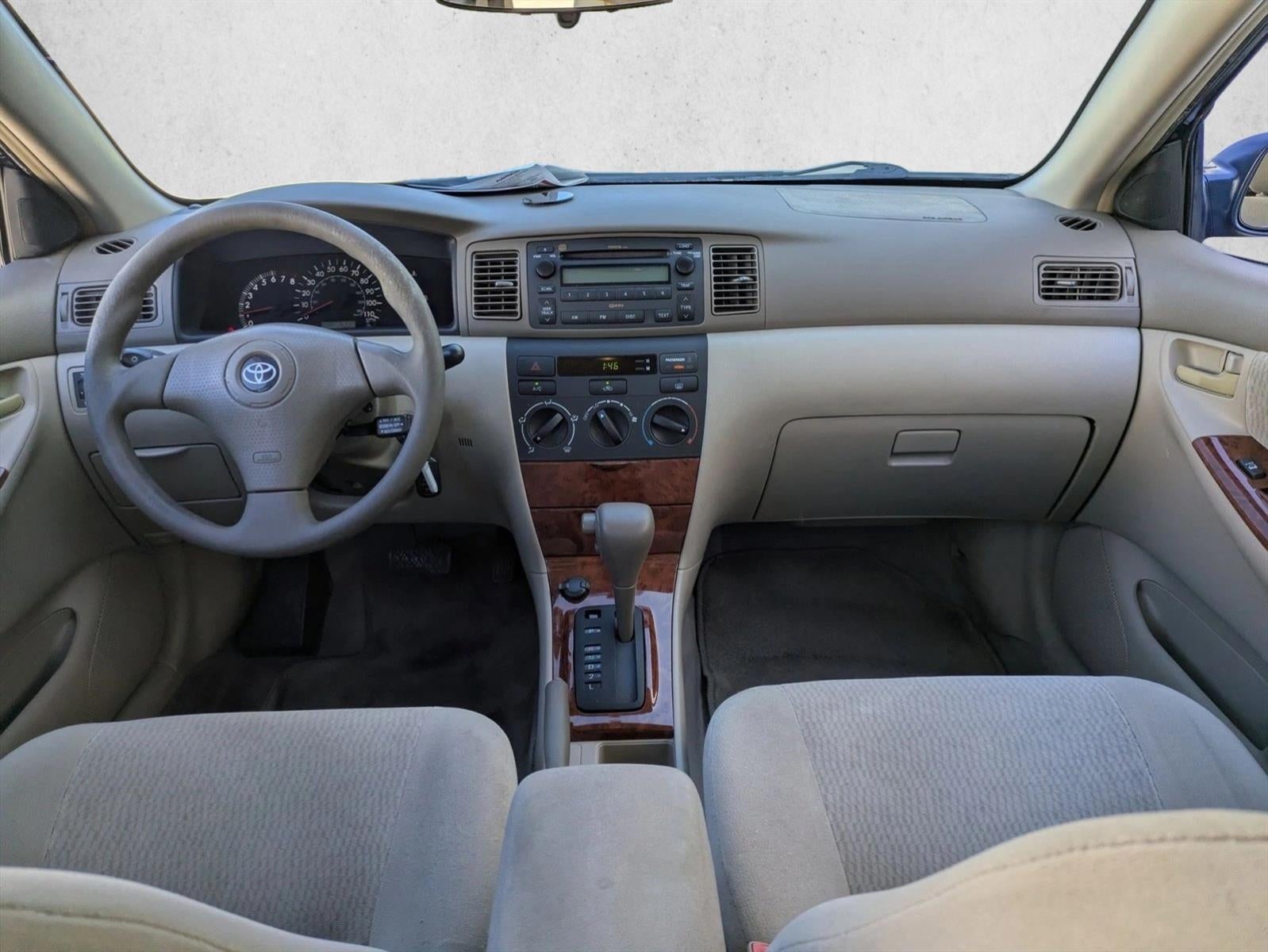 2005 Toyota Corolla LE