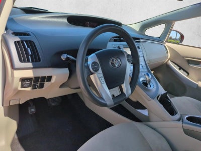 2013 Toyota Prius 5dr HB Two (Natl)