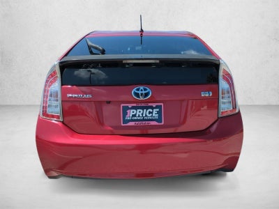 2013 Toyota Prius 5dr HB Two (Natl)