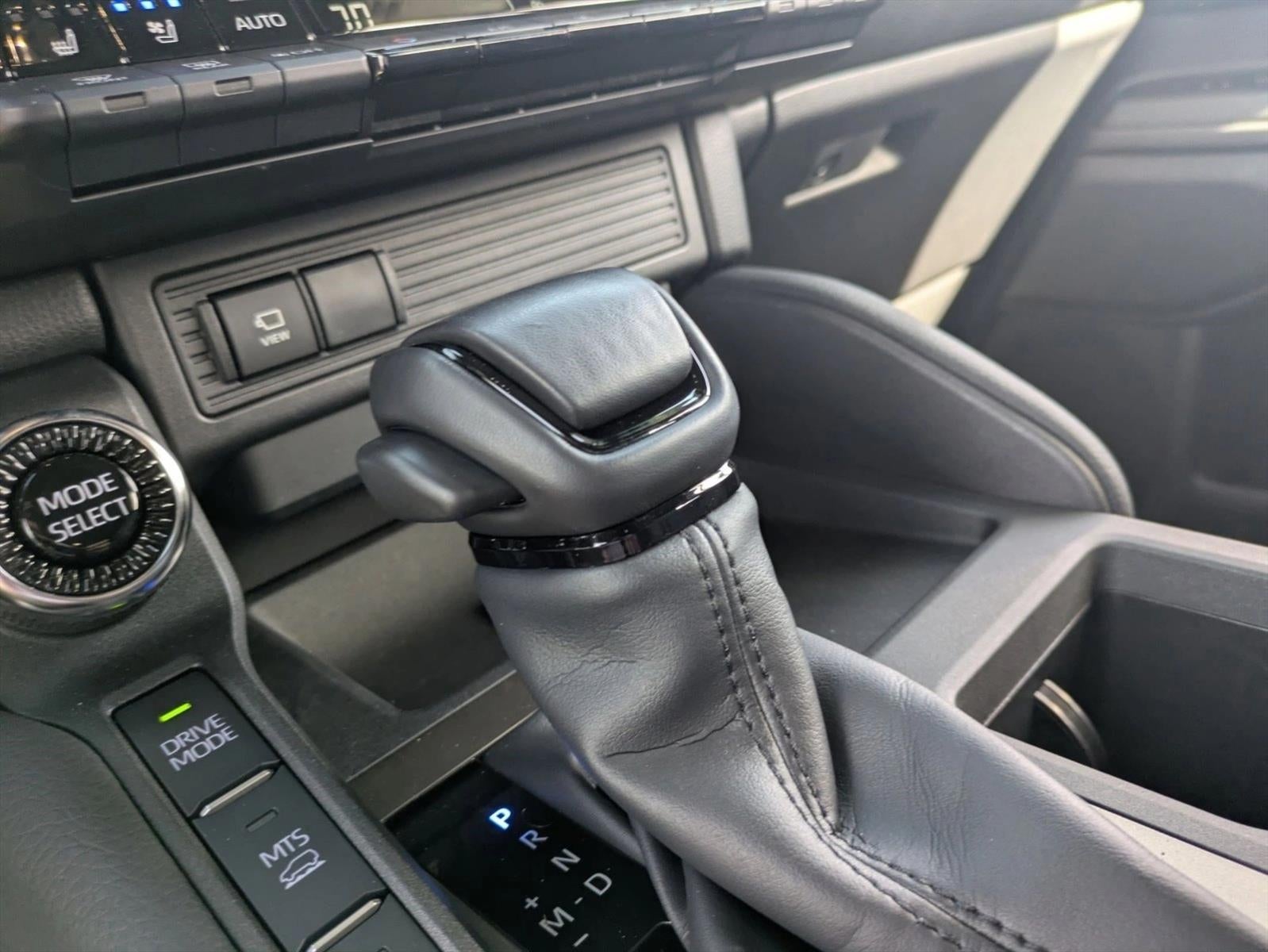 2024 Toyota Land Cruiser 4WD (GS)