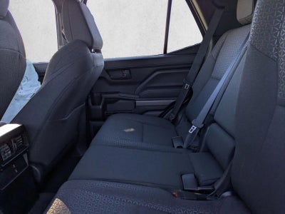 2025 Toyota 4Runner SR5 2WD (Natl)