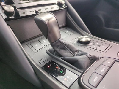 2025 Lexus IS 350 F SPORT Design RWD