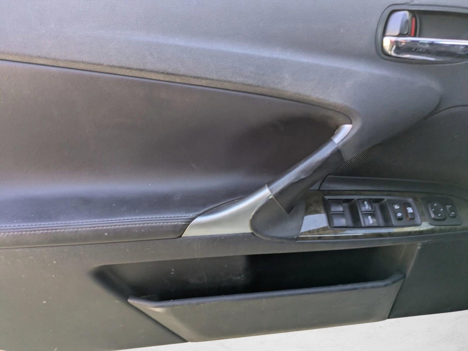 2012 Lexus IS 250C 2dr Conv Auto