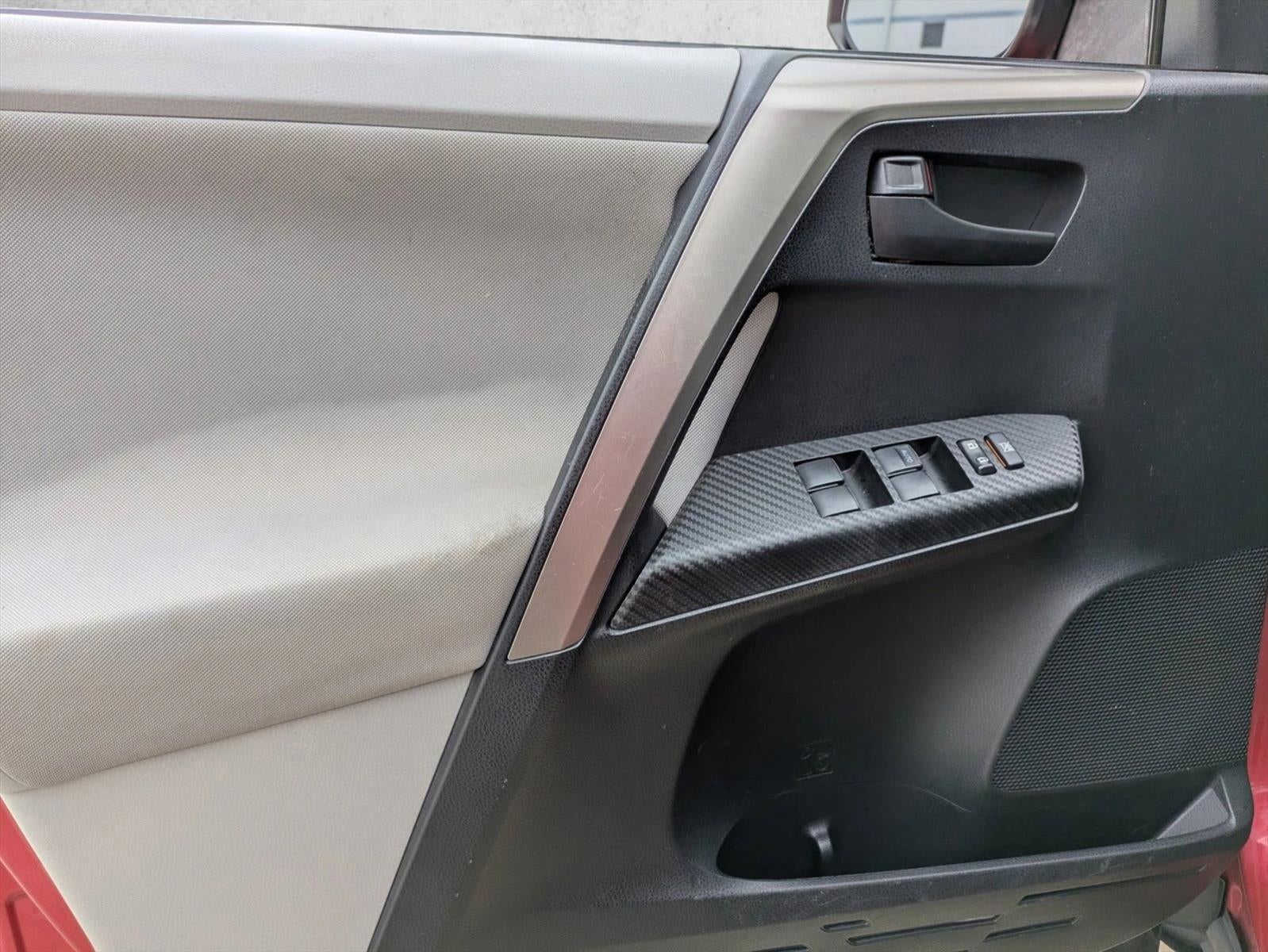 2013 Toyota RAV4 FWD 4dr XLE (Natl)