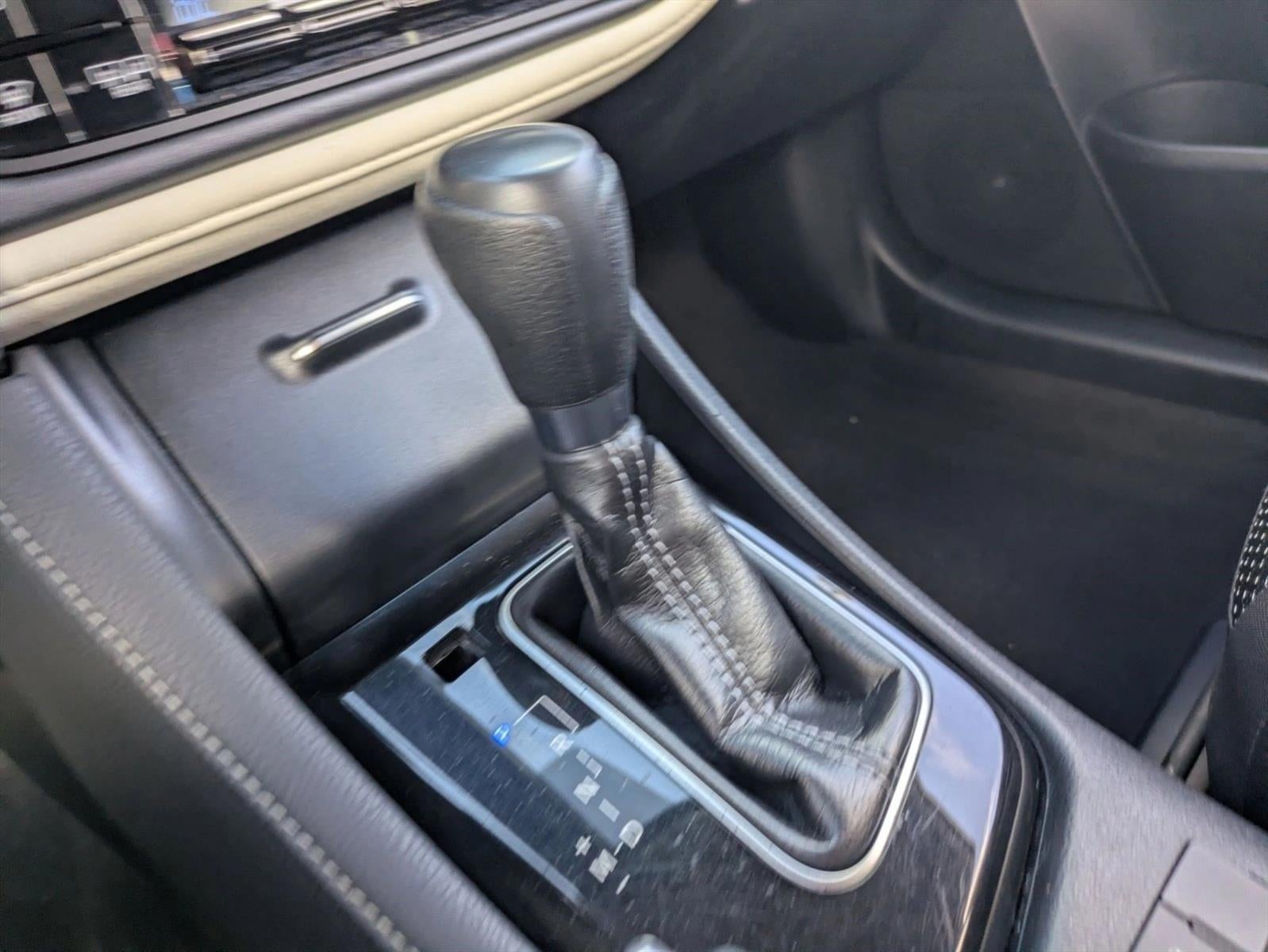 2017 Toyota Corolla iM CVT (Natl)