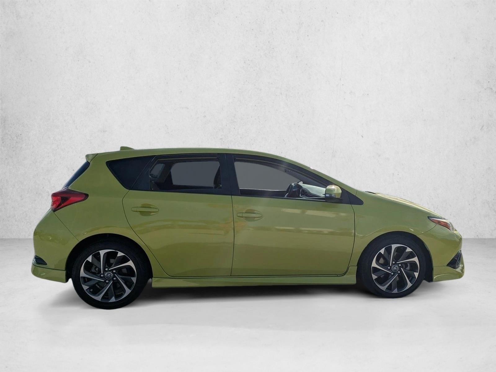 2017 Toyota Corolla iM CVT (Natl)