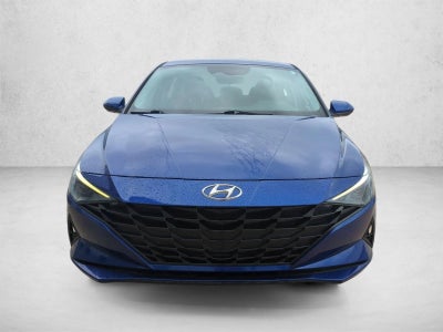 2022 Hyundai ELANTRA SEL IVT