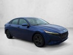 2022 Hyundai ELANTRA SEL IVT