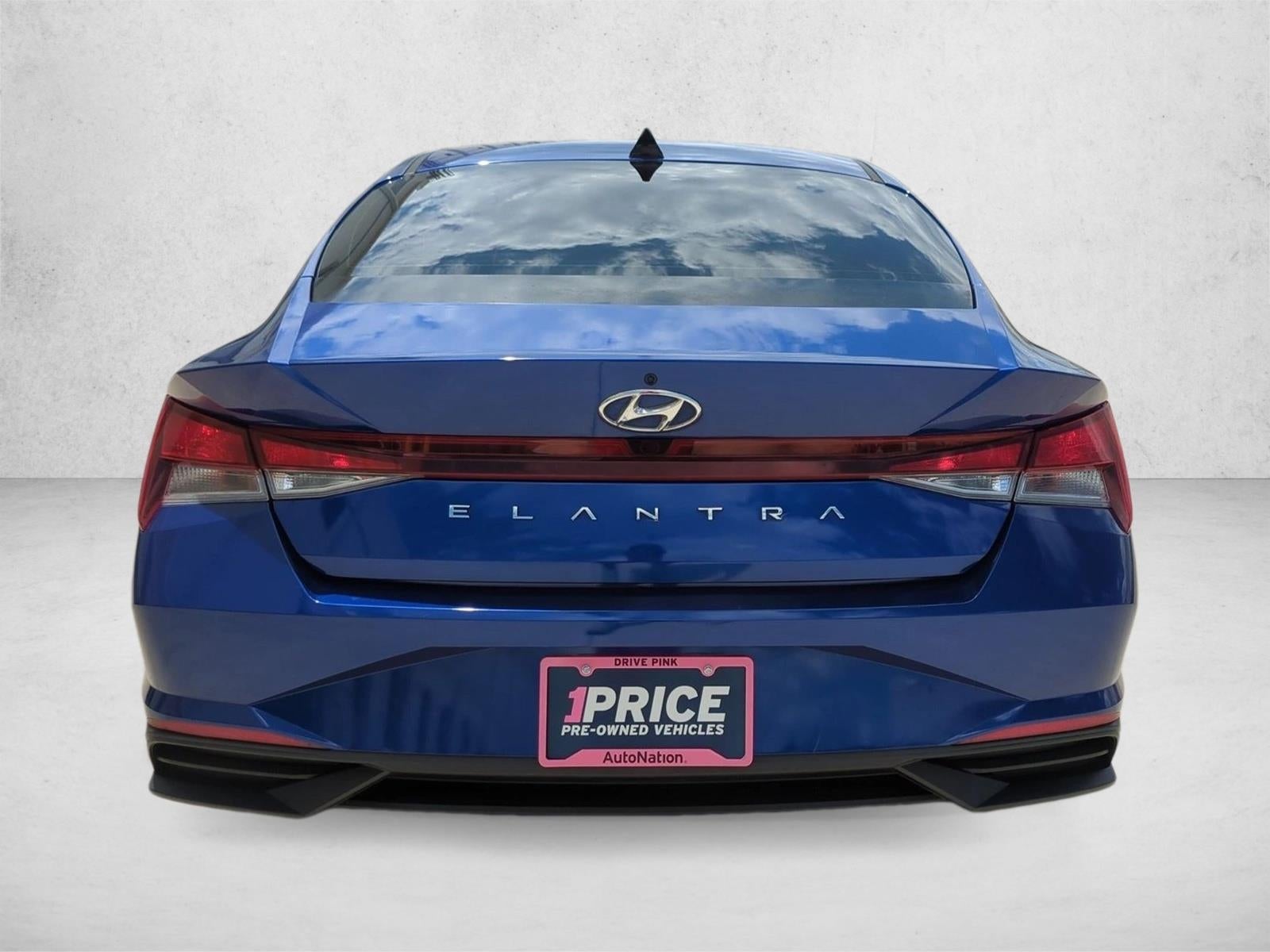 2023 Hyundai ELANTRA SEL IVT