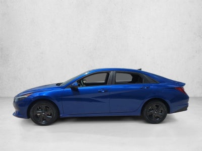 2023 Hyundai ELANTRA SEL IVT