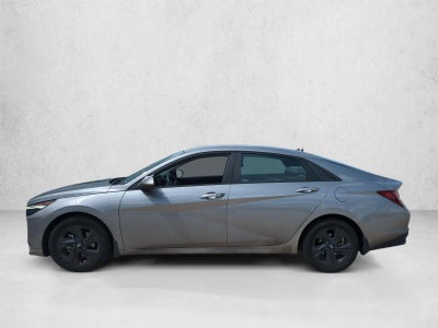 2023 Hyundai ELANTRA SEL IVT