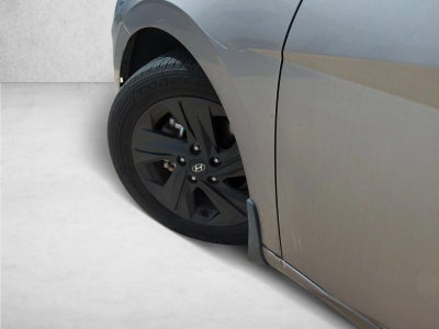 2023 Hyundai ELANTRA SEL IVT