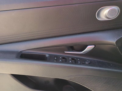 2023 Hyundai ELANTRA SEL IVT