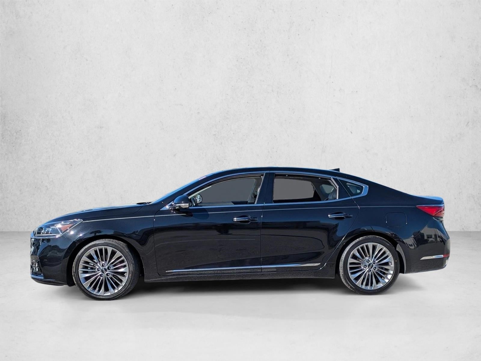 2019 Kia Cadenza Limited Sedan