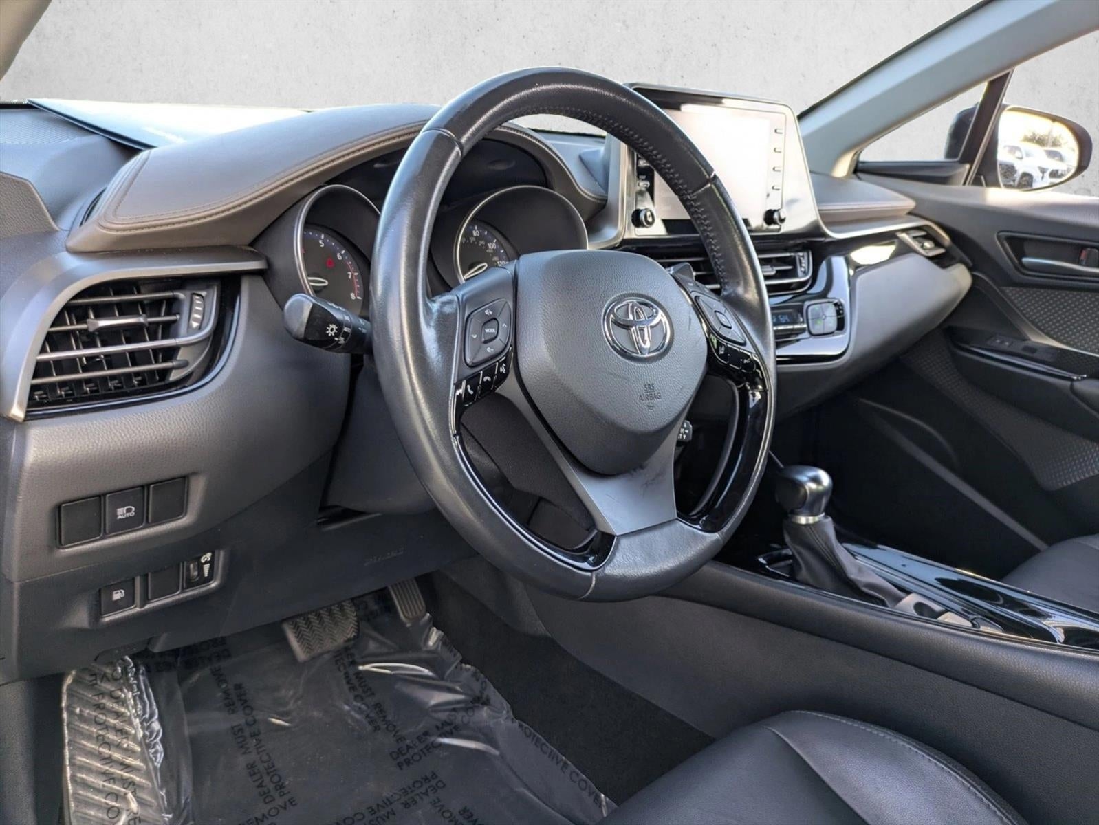 2022 Toyota C-HR Limited FWD (Natl)