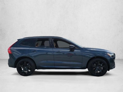 2024 Volvo XC60 B5 AWD Ultimate Dark Theme
