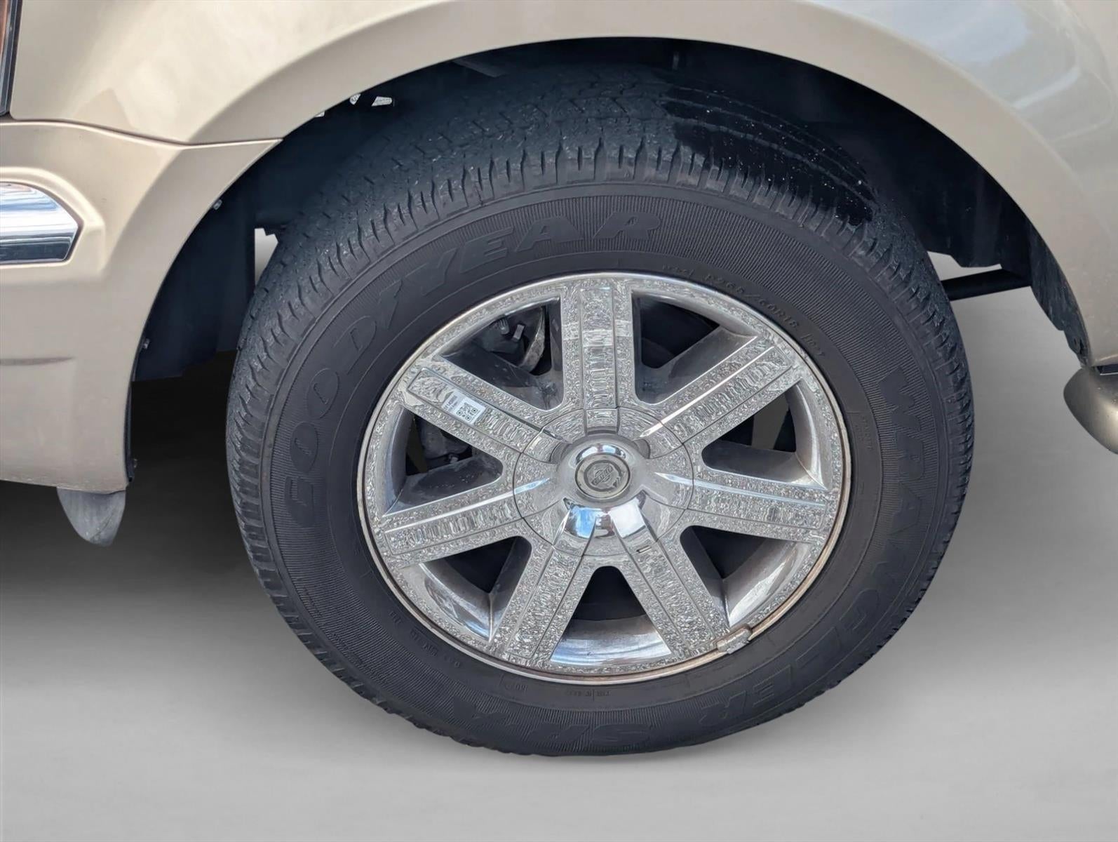 2008 Chrysler Aspen AWD 4dr Limited