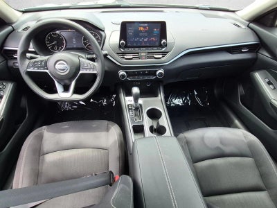 2022 Nissan Altima 2.5 SV Sedan