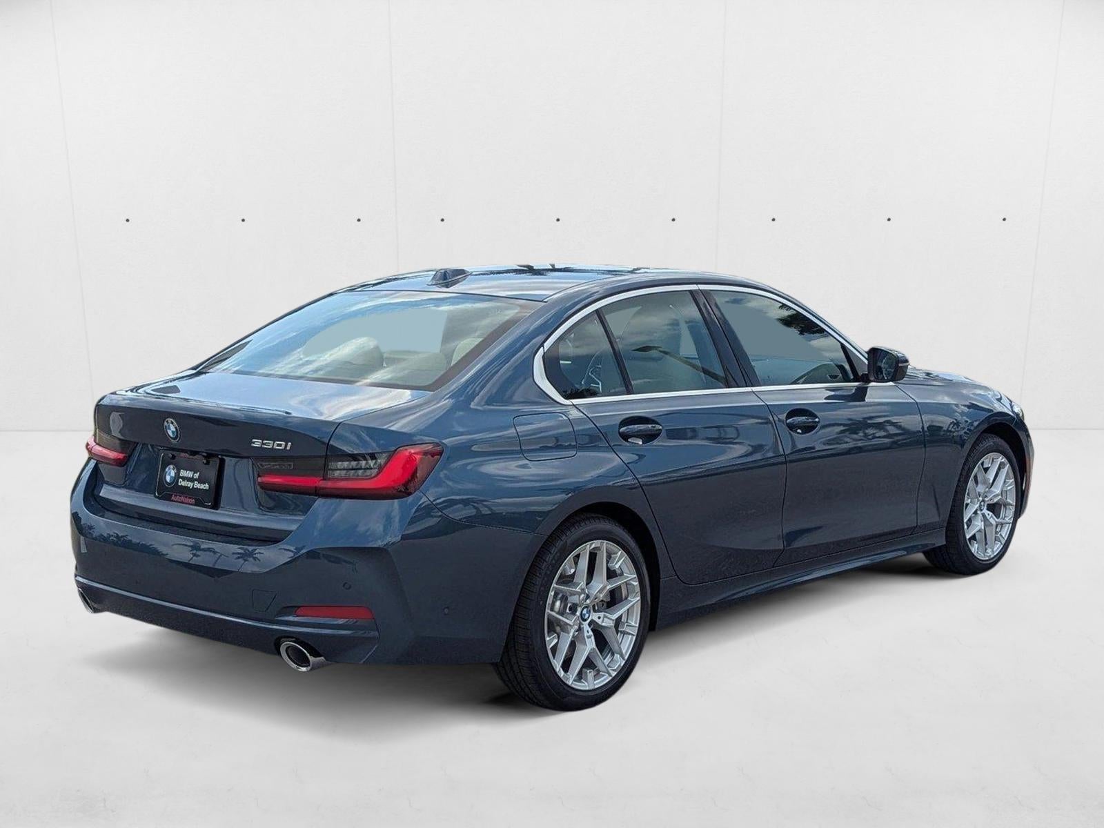 2025 BMW 330i Sedan