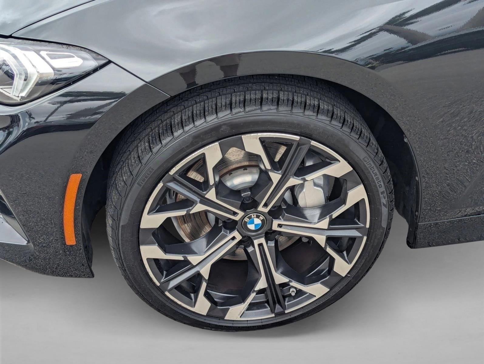 2025 BMW 330i Sedan