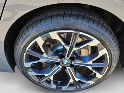 2025 BMW 330i Sedan