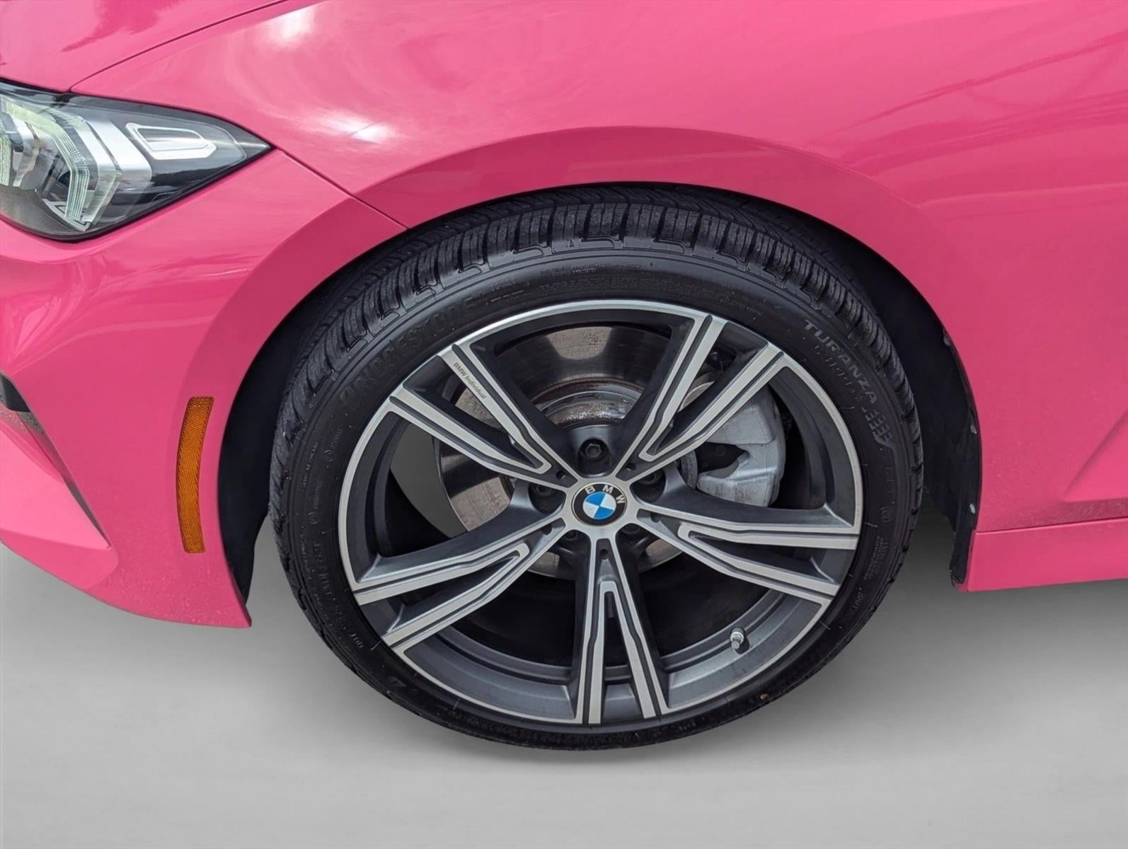 2024 BMW 330i Sedan