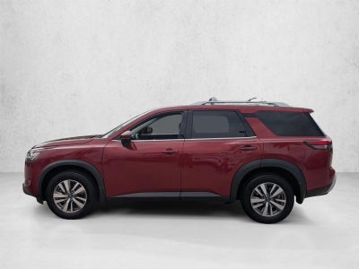 2022 Nissan Pathfinder SL 4WD