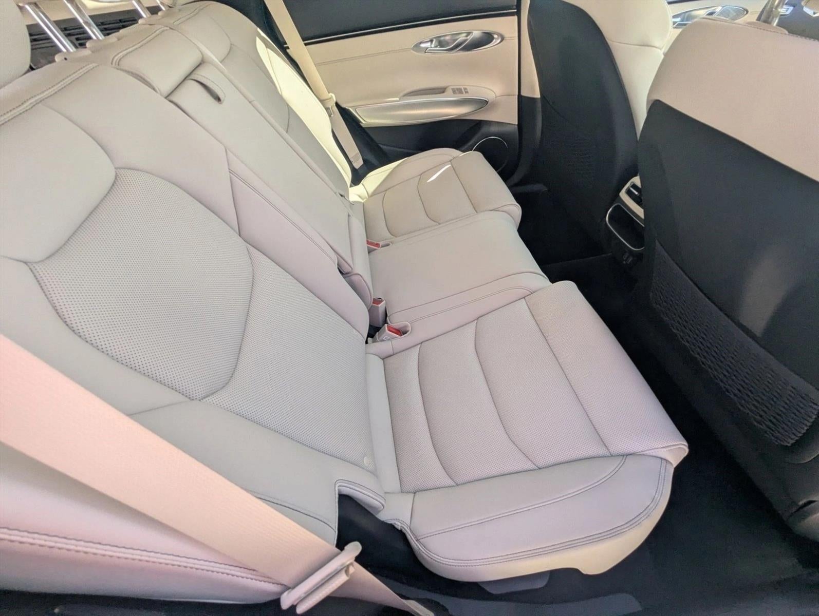 2023 Genesis GV70 2.5T AWD