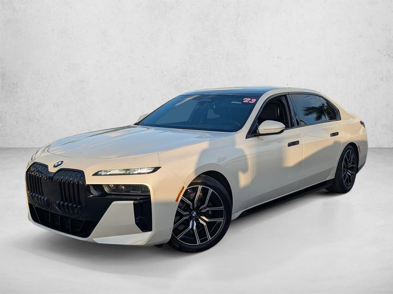 2023 BMW 760i xDrive Sedan