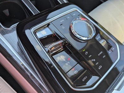 2023 BMW 760i xDrive Sedan