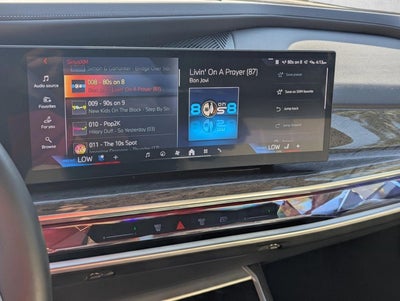 2023 BMW 760i xDrive Sedan