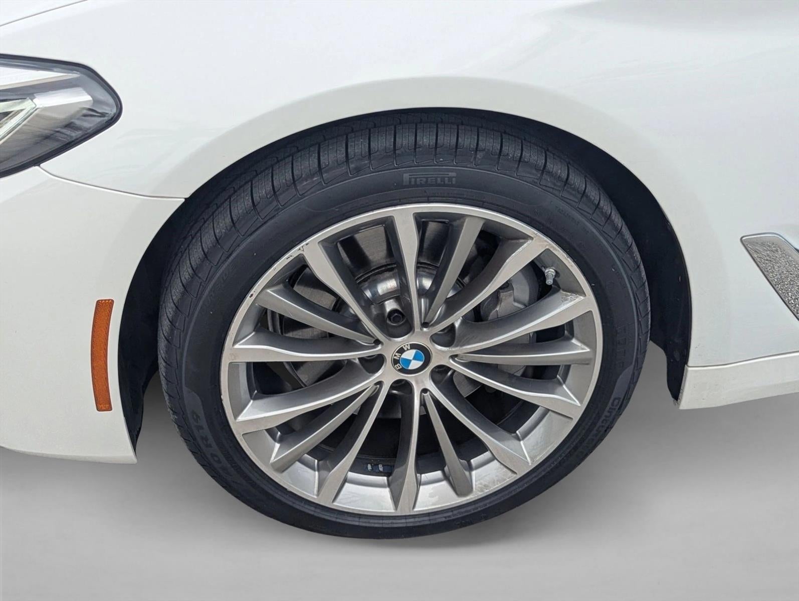 2023 BMW 530i Sedan