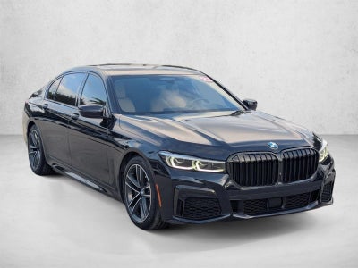 2022 BMW 740i xDrive Sedan
