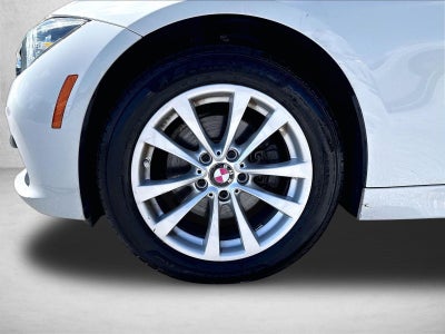 2018 BMW 320i Sedan