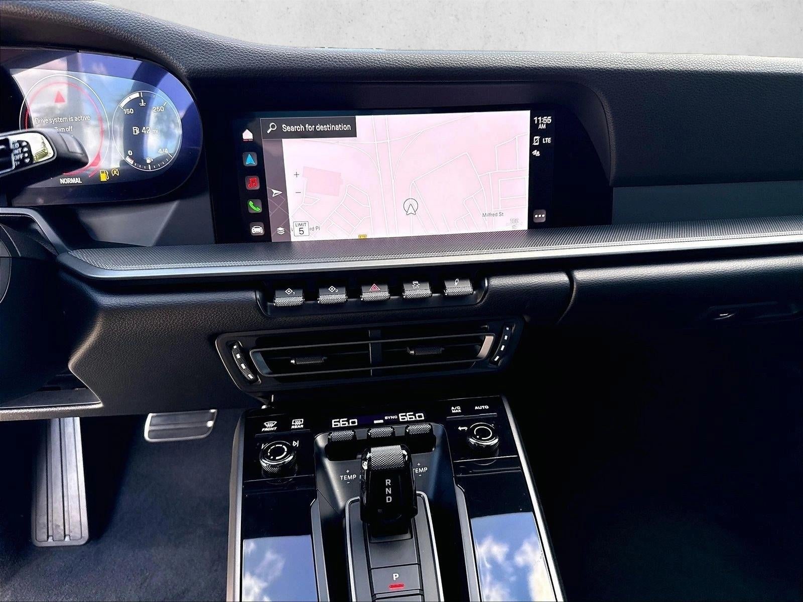 2024 Porsche 911 Carrera 4 Coupe