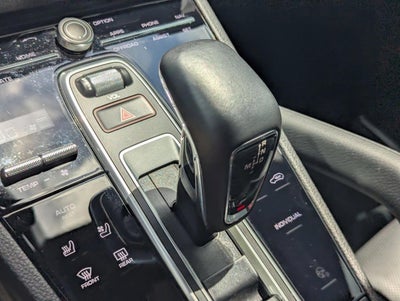 2023 Porsche Cayenne Platinum Edition AWD