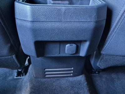 2026 Toyota Tacoma 4WD 4WD SR Double Cab 5' Bed AT (GS)