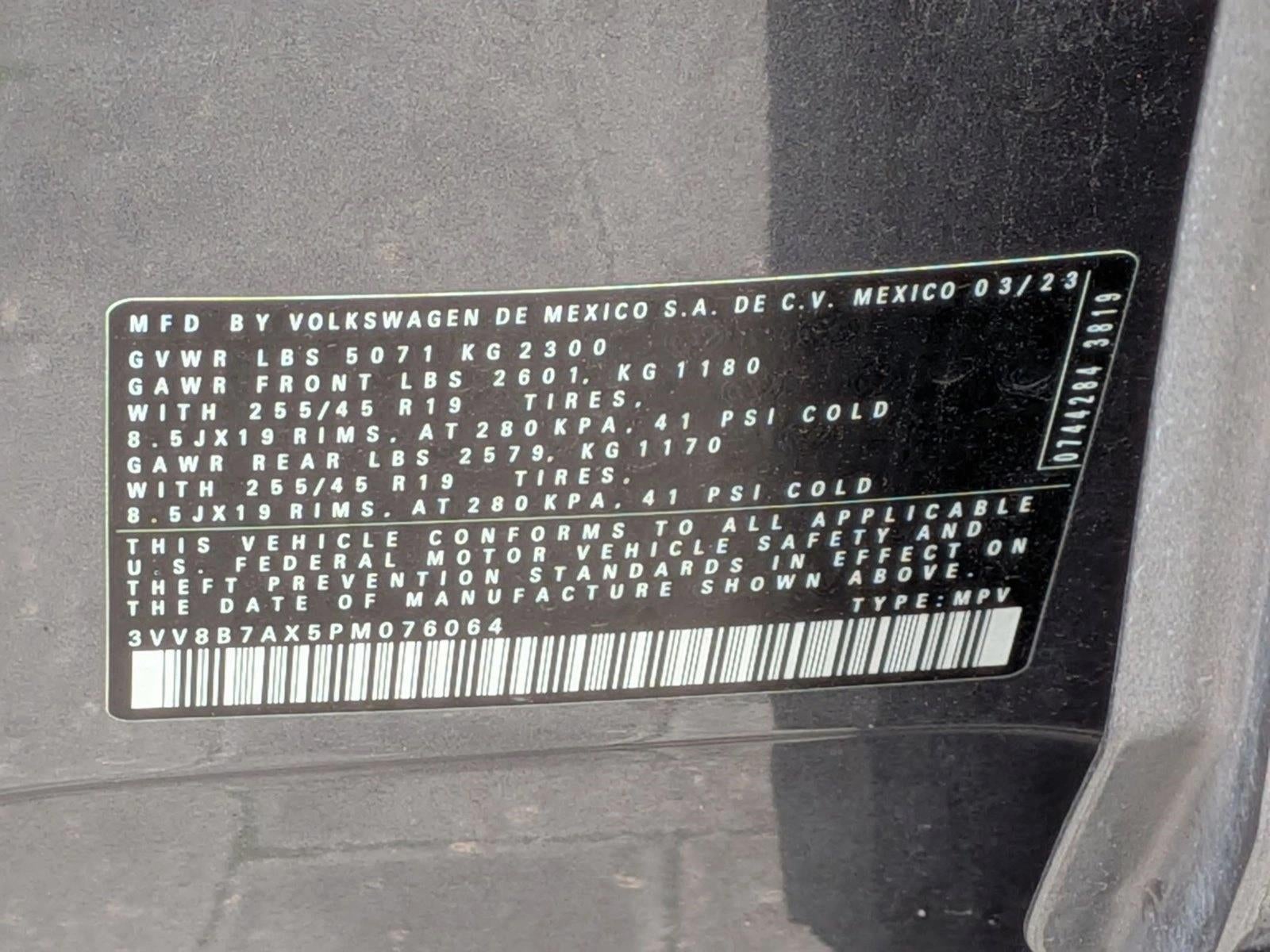 2023 Volkswagen Tiguan 2.0T SE R-Line Black 4MOTION