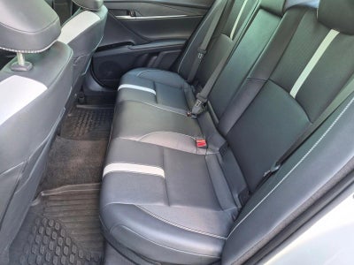 2025 Toyota Camry SE (Natl)