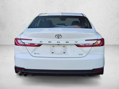 2025 Toyota Camry SE (Natl)