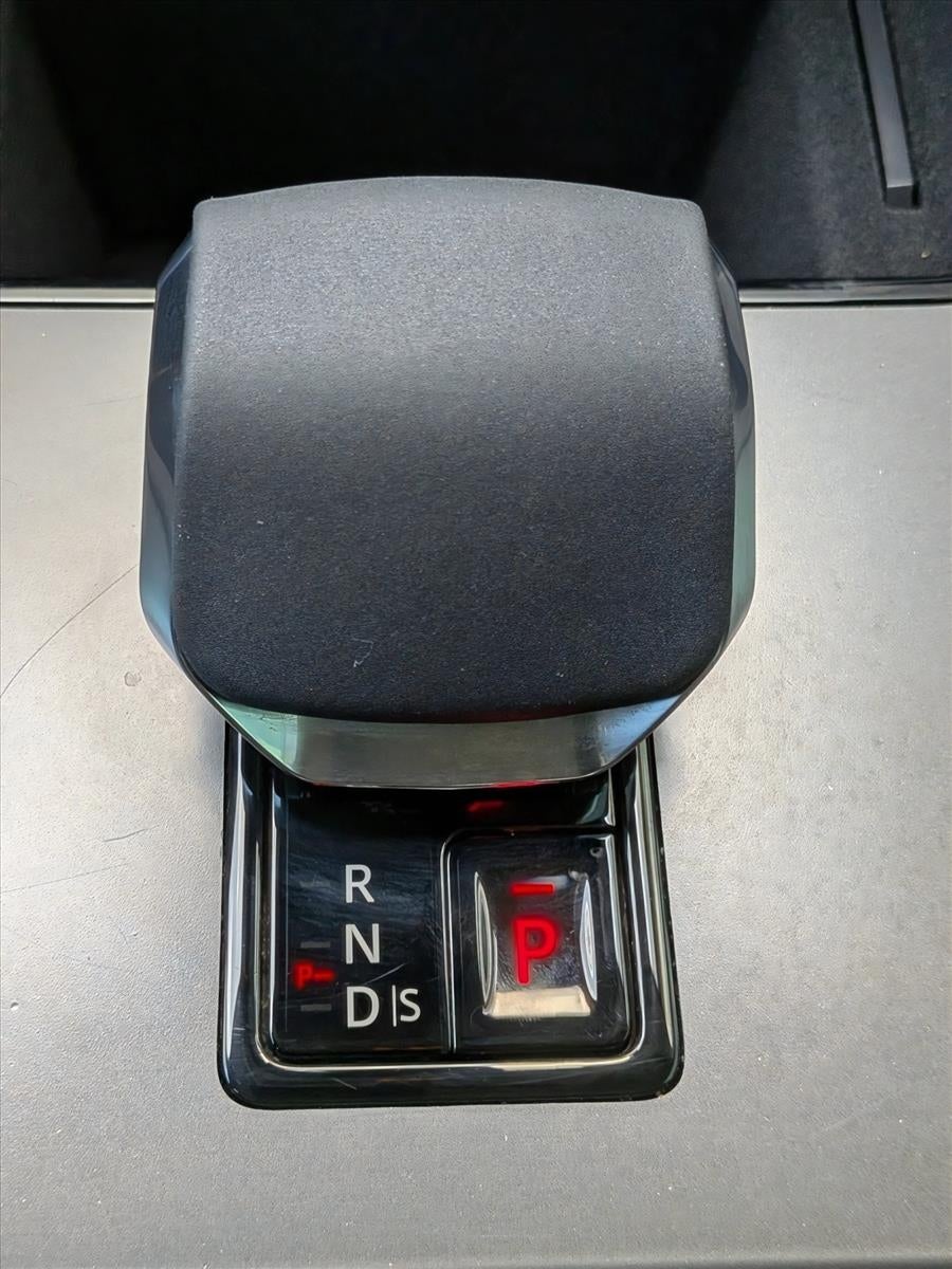 2025 Land Rover Discovery Sport S 4WD