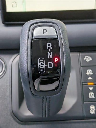 2025 Land Rover Defender 110 P400 X-Dynamic SE