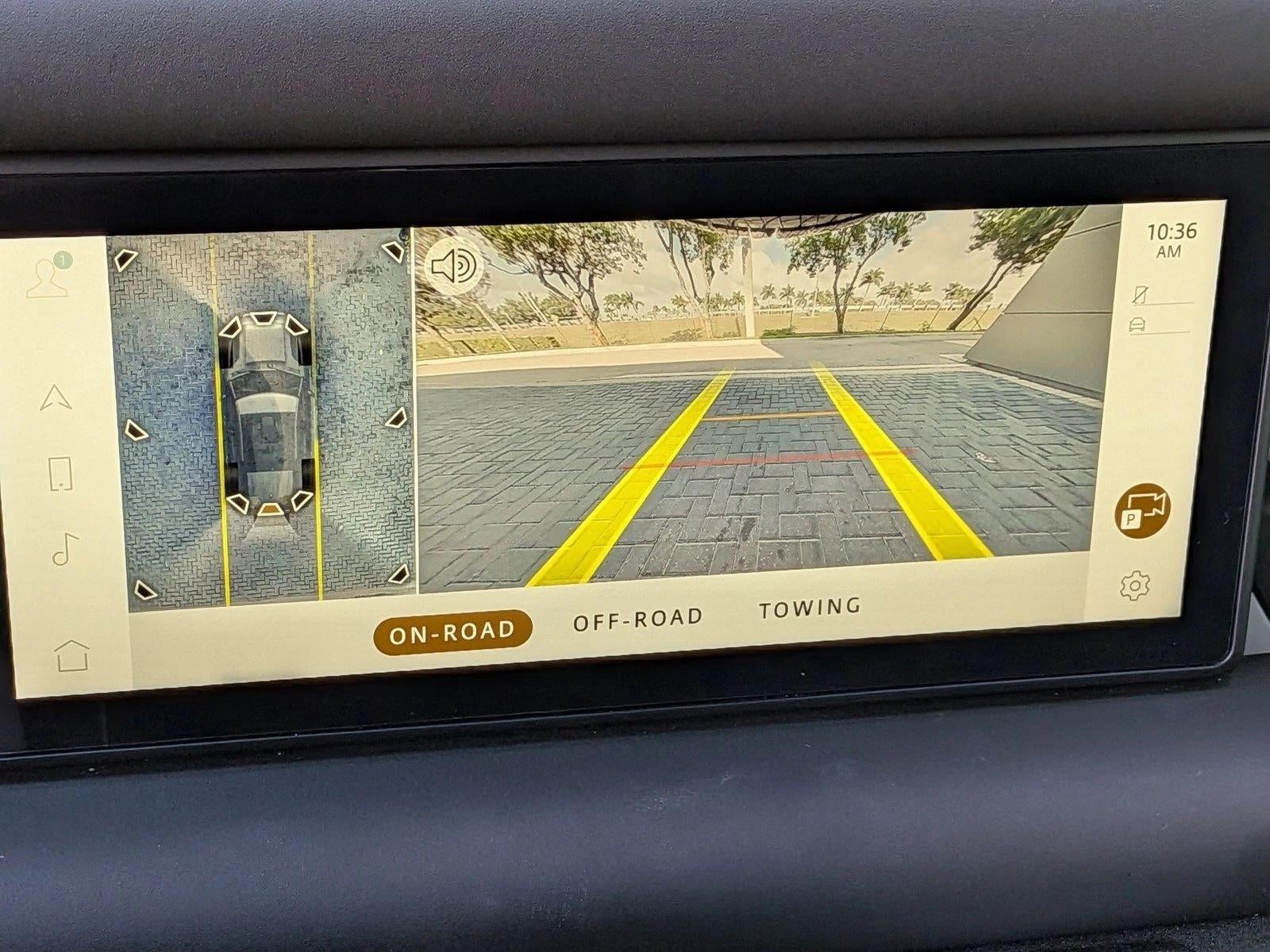 2024 Land Rover Defender 110 P400 X-Dynamic SE